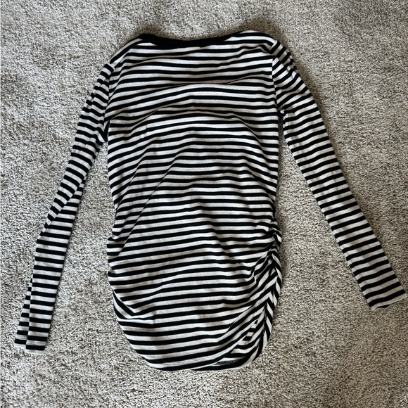 GAP Maternity Long Sleeve Henley Top Black & White Striped Size Medium M - Picture 6 of 6
